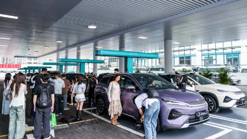 BYD Song Ultra EV получил 15 заказов на один магазин в Китае через 72 часа после запуска