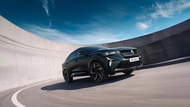 Renault выпустил Rafale Hypnotic Limited Edition тиражом всего 1500 экземпляров — опубликованы официальные изображения новинки.