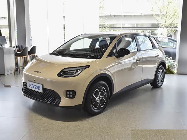Aion UT 530 Ningde Edition дебютирует на автосалоне в Чэнду: запас хода значительно вырос по сравнению с текущей версией.