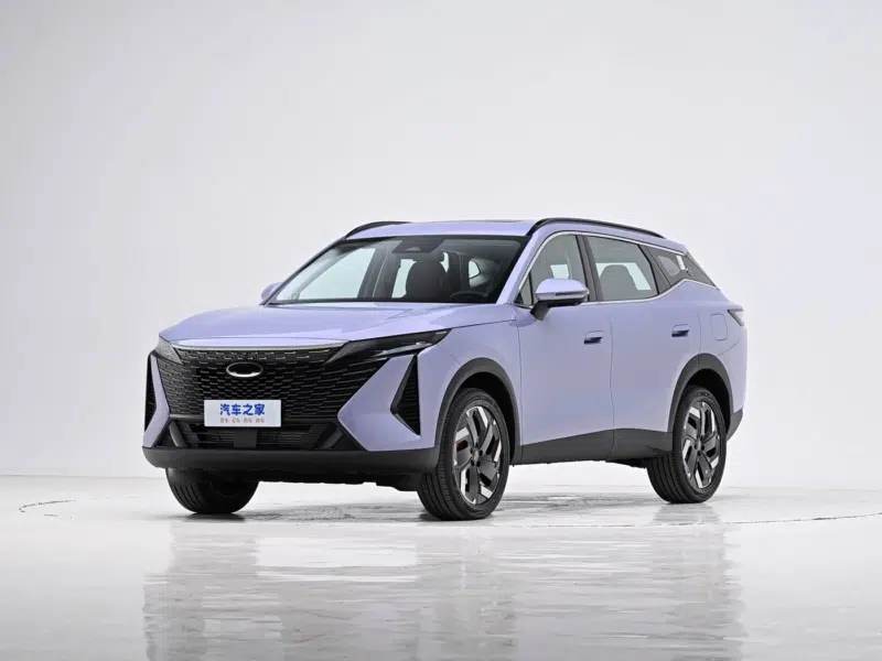 Chery представляет Tiggo 7L с турбонаддувом мощностью 147 кВт и колесной базой 2720 мм по цене от 10 900 долларов США в качестве обновленного Tiggo 7.