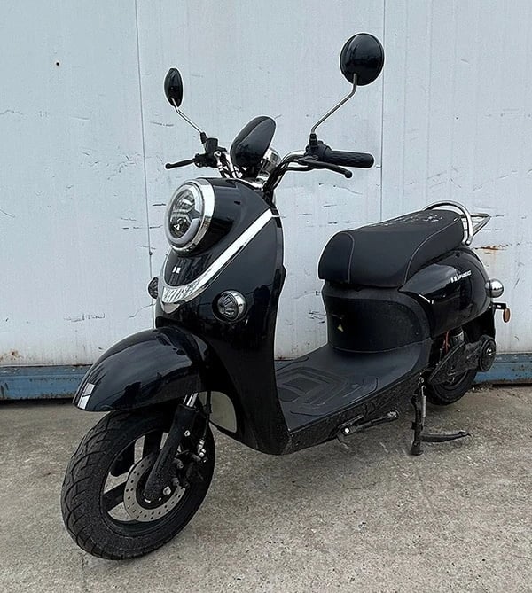 Мопед Chery за 300 долларов, клон Yamaha, появился в патентных заявках, открывая путь для электроскутеров с увеличенным запасом хода