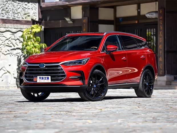 BYD отзывает в Китае более 180 000 автомобилей Tang и Qin из-за дефекта ограничительной прокладки педали тормоза.