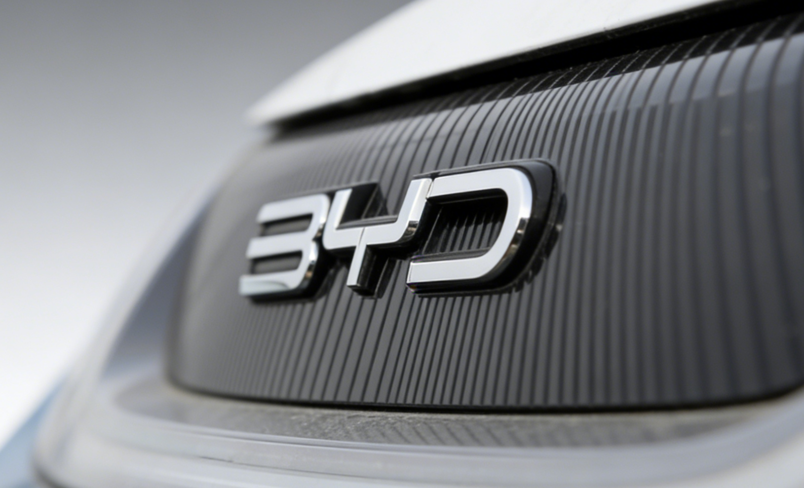 BYD сокращает 100 000 рабочих мест, рабочая сила сокращается на 10%, новое поле битвы за рост электромобилей