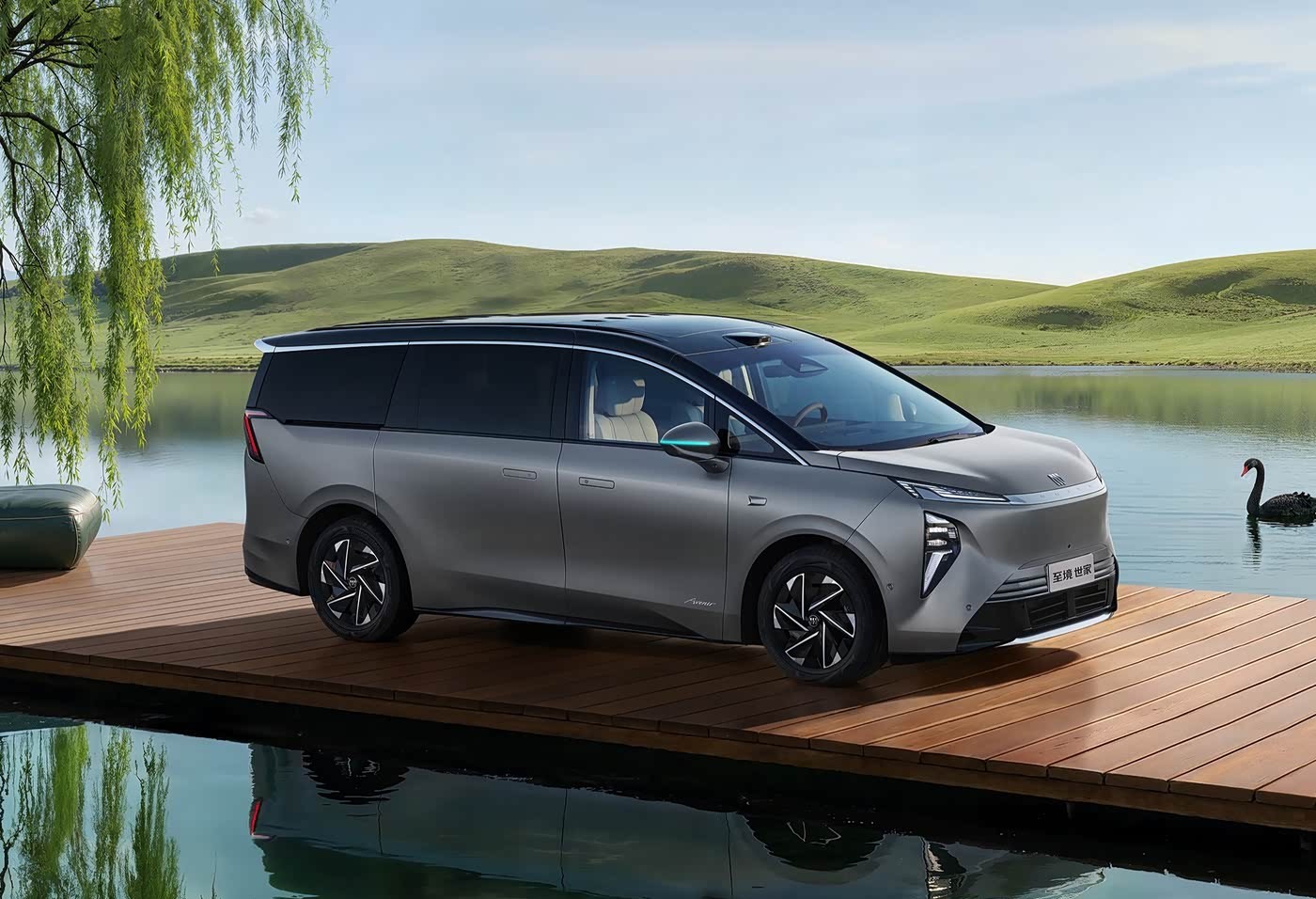 Бренд Buick представил электрическую версию модели Zhijing, цена составляет 489,900 юаней.