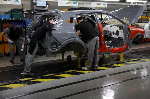 Nissan приостановил разработку электрического Qashqai из-за высоких затрат, сосредоточив внимание на сбалансированном развитии электрификации.