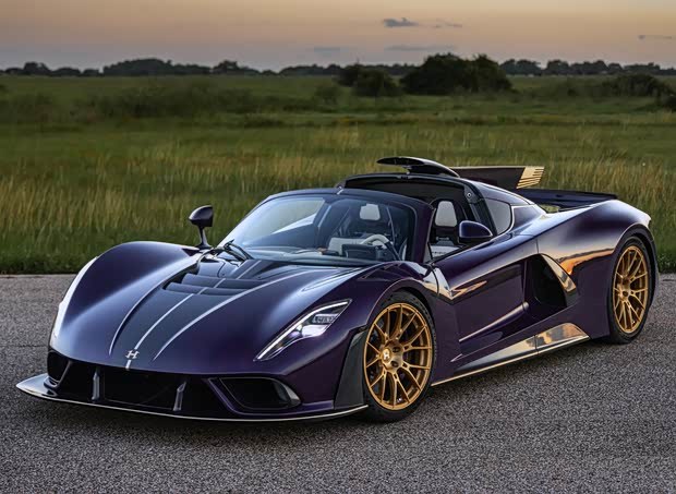 Hennessey Venom F5-M: 2059 л.с. ручного управления — 12 экземпляров самого мощного в мире суперкара с механикой.