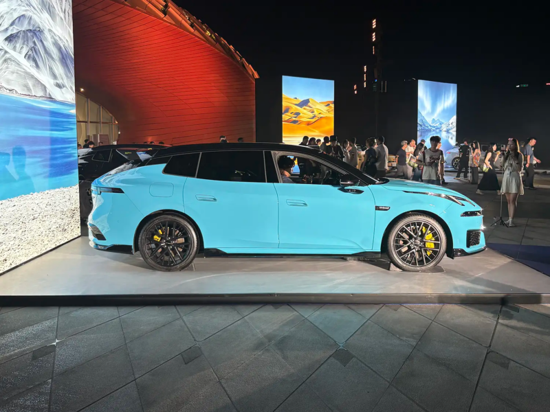 Lynk & Co представляет универсал 07 GT PHEV мощностью 523 л.с.