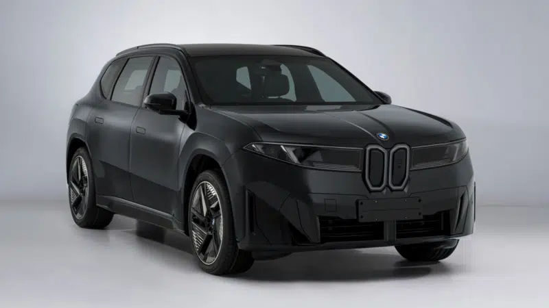 Новый BMW iX3 в Китае растянули на 103 мм, чтобы увеличить продажи на местном рынке.