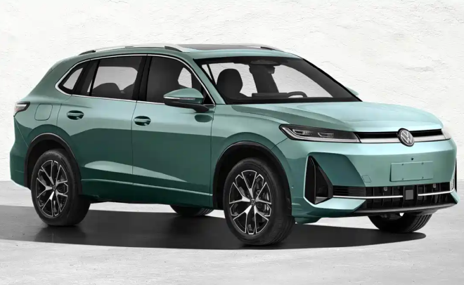 На сайте <a href="https://chinaautozone.ru" style="color: blue">https://chinaautozone.ru</a> появились изображения новой модели от SAIC Volkswagen — Tiguan L ePro. Этот автомобиль, как и Passat ePro, станет дополнением к классической линейке бензиновых ав