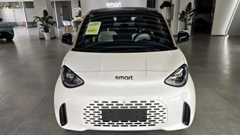 Городской автомобиль Geely Smart #2 поступил к дилерам по всему Китаю