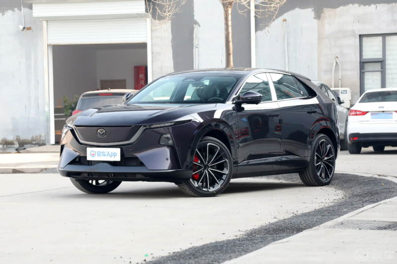 Обновлённый Mazda CX-6e с лидаром и «автономным вождением» дебютировал в Китае по цене от 21 700 долларов.