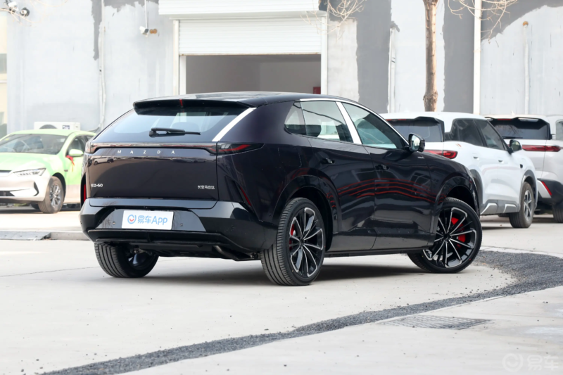 Обновлённый Mazda CX-6e с лидаром и «автономным вождением» дебютировал в Китае по цене от 21 700 долларов.