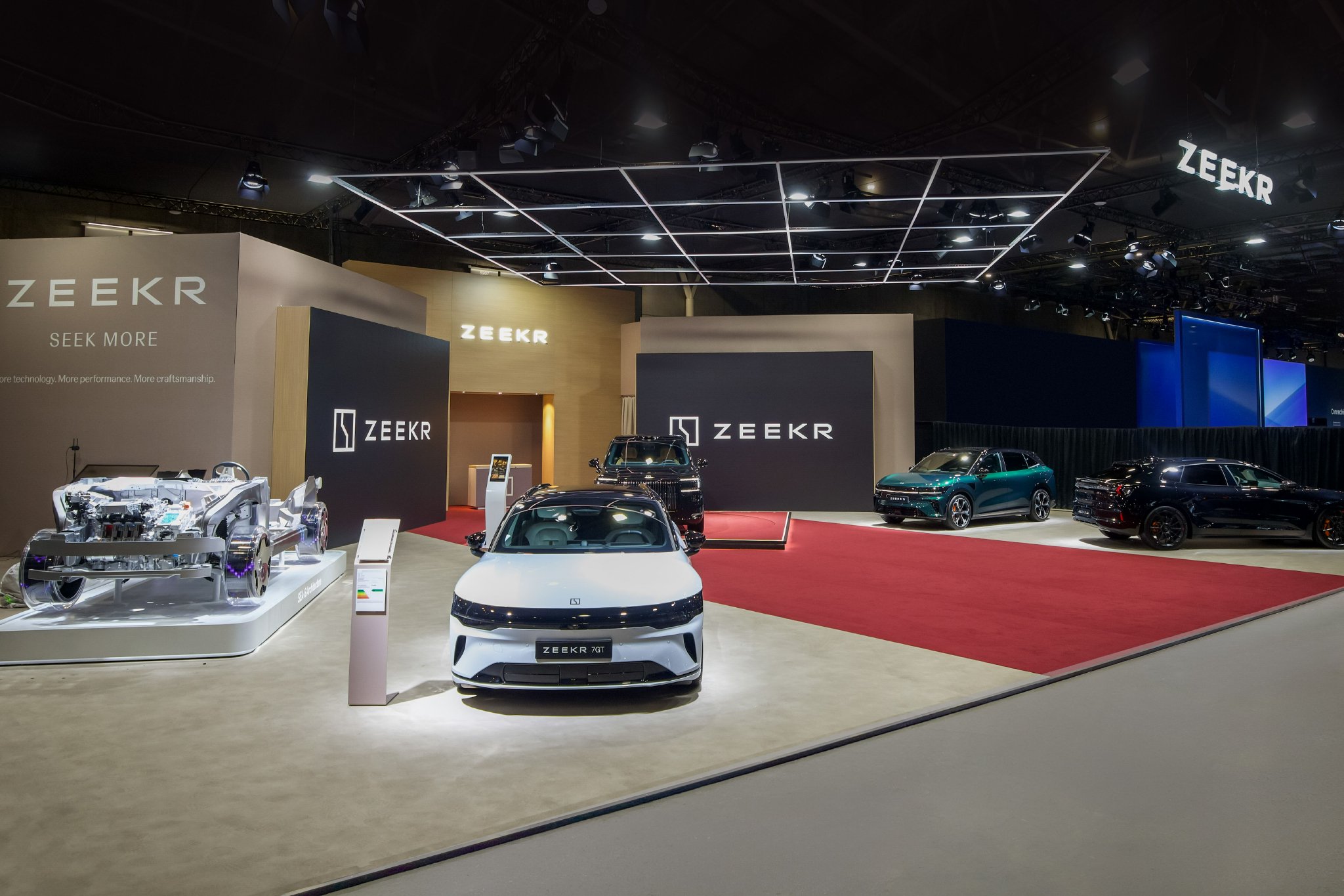 Парижский автосалон 2026: премьера обновлённого Zeekr 7X 2027 года