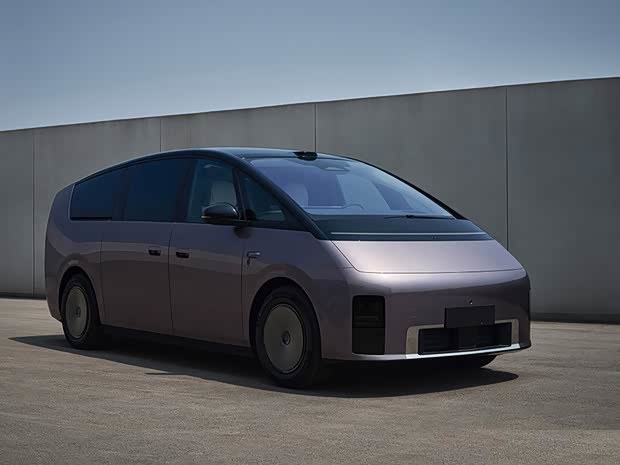Новый Ideal MEGA с запасом хода 710 км на электротяге попал в список льгот по налогу на покупку в Китае.