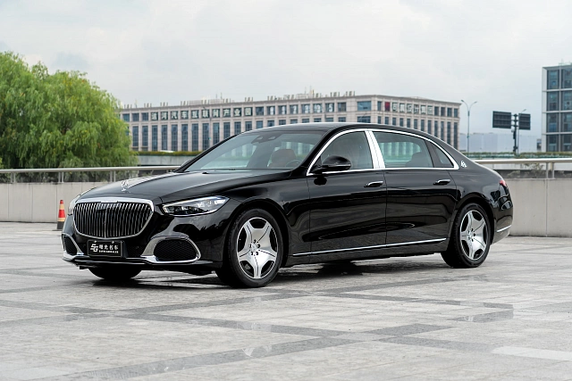 Mercedes-Benz Maybach S-Class 2024 3L — из Китая под ключ