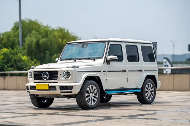Mercedes-Benz G-Class 2023 4L — из Китая под ключ