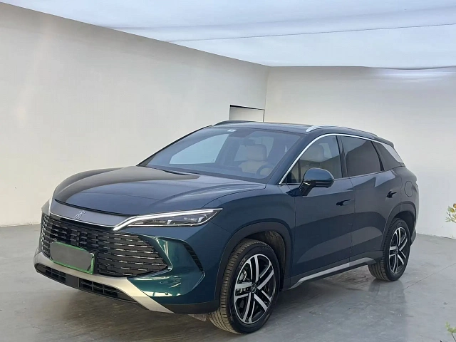BYD Song L DM 2025 1.5L — из Китая под ключ