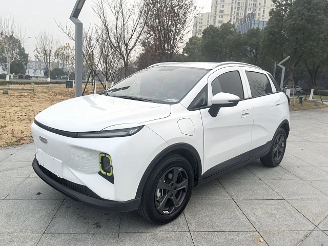 Geely Geometry E Firefly 2022 — из Китая под ключ