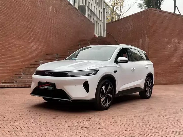 BYD Sea Lion 05DM 2025 1.5L — из Китая под ключ