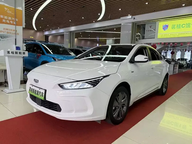 Geely Geometry A 2023 — из Китая под ключ