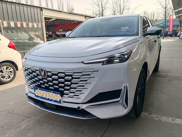 Changan UNI-K 2022 2L — из Китая под ключ