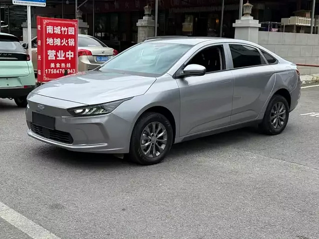 Geely Geometry A 2024 — из Китая под ключ