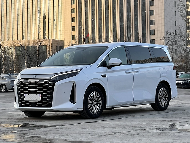 BYD Summer 2025 1.5L — из Китая под ключ