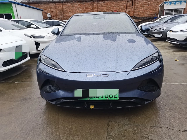 BYD Seal 2024 — из Китая под ключ