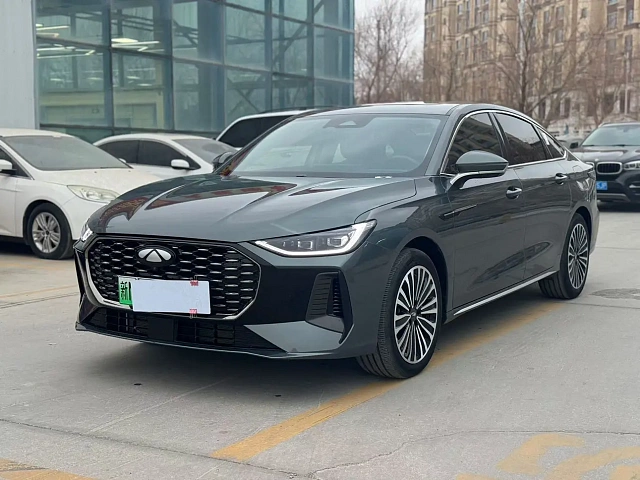 Chery Fengyun A8L 2024 1.5L — из Китая под ключ