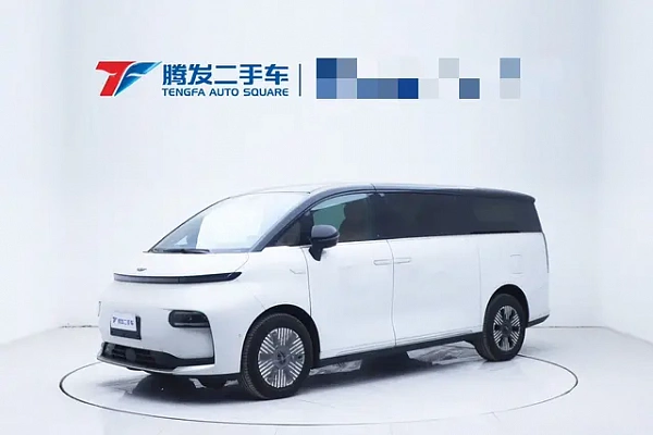 Изображение Geely Yizhen L380 2025 544 л.с.