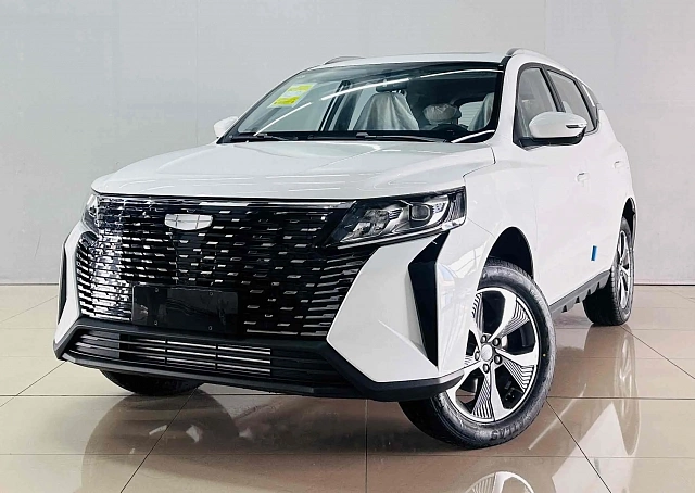 Geely Haoyue PRO 2025 1.5L 181 л.с. — из Китая под ключ