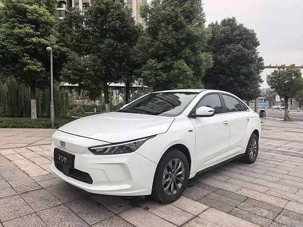Geely Geometry A 2022 — из Китая под ключ