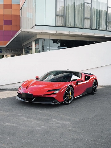 Ferrari SF90 2022 4L — из Китая под ключ