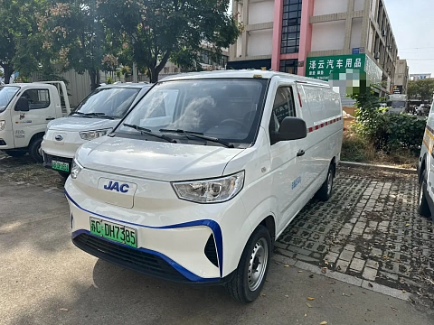 JAC Blue Cat 2023 — из Китая под ключ