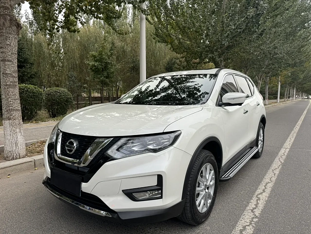 Nissan X-Trail 2024 2L — из Китая под ключ
