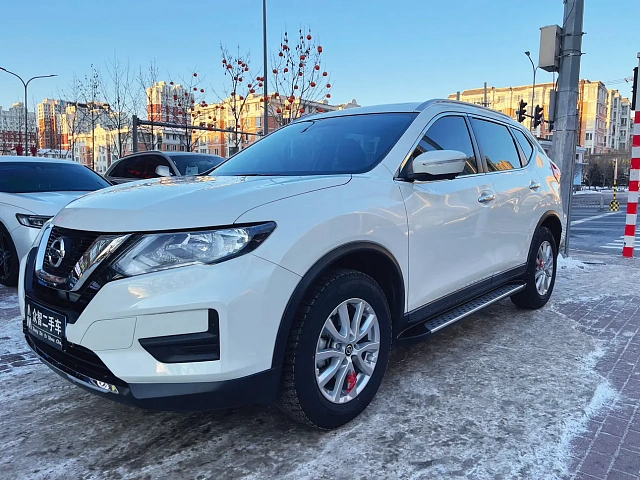 Nissan X-Trail 2024 2L — из Китая под ключ