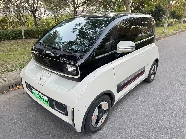 Baojun KiWi EV 2022 — из Китая под ключ