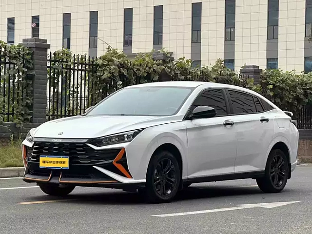 Dongfeng Yixuan 2024 1.5L — из Китая под ключ