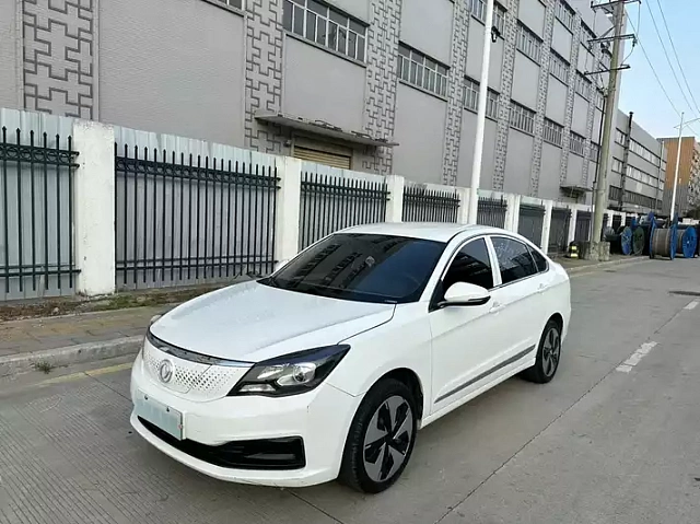 Dongfeng Aeolus E70 2022 — из Китая под ключ