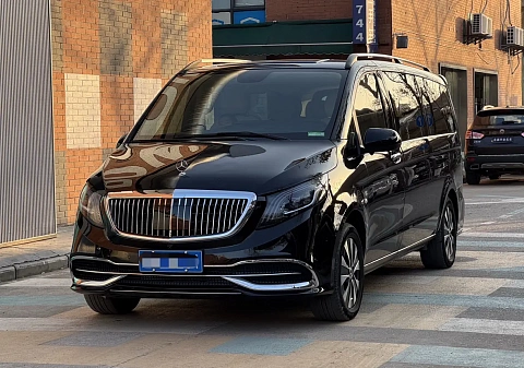 Mercedes-Benz Vito 2022 2L — из Китая под ключ