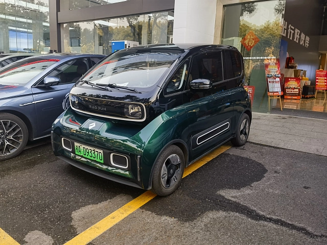 Baojun KiWi EV 2022 — из Китая под ключ