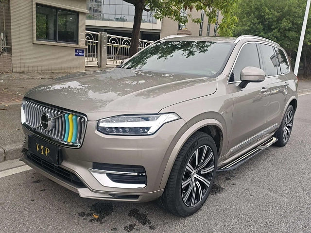Volvo XC90 2022 2L — из Китая под ключ