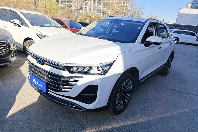 FAW Bestune T77 2025 1.5L — из Китая под ключ