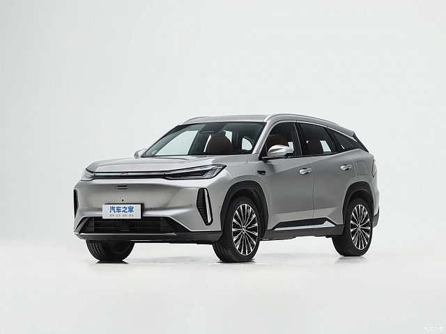 Geely Galaxy M7 2026 225km №0596 — из Китая под ключ