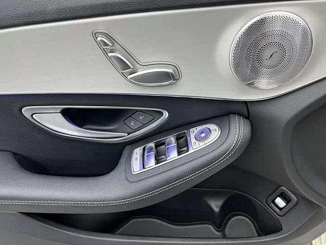 Mercedes-Benz C-Class 2021 1.5L — из Китая под ключ