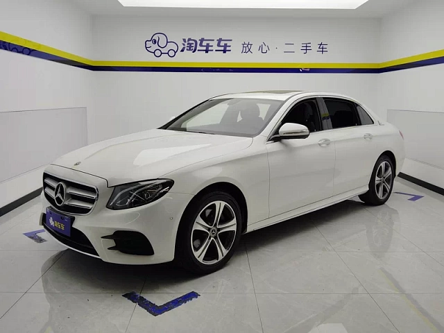 Mercedes-Benz E-Class 1.5 л — из Китая под ключ