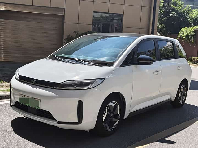 BYD D1 — Минивэн под заказ из Китая