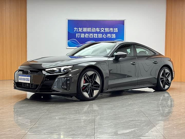 Audi RS e-tron GT 2023 495 км хода — из Китая под ключ