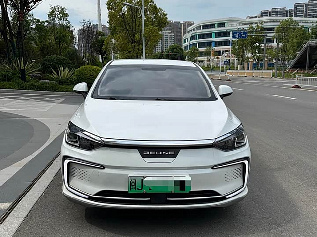 BAIC Beijing EU5 2022 — из Китая под ключ