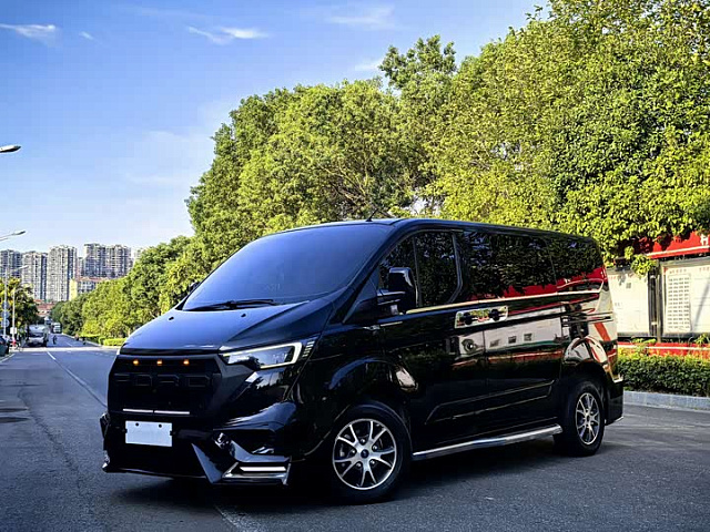 Ford Tourneo 2023 2L — из Китая под ключ